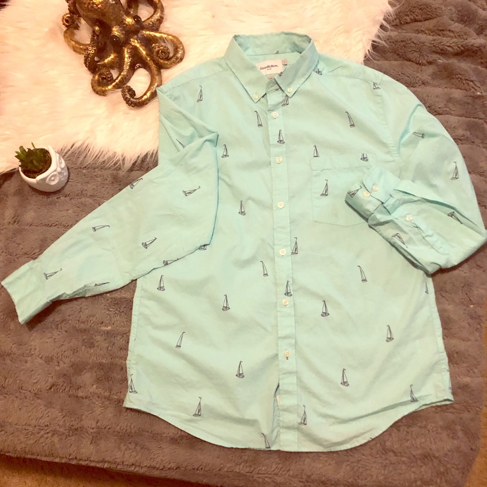 Long sleeve button down sail boat slim fit